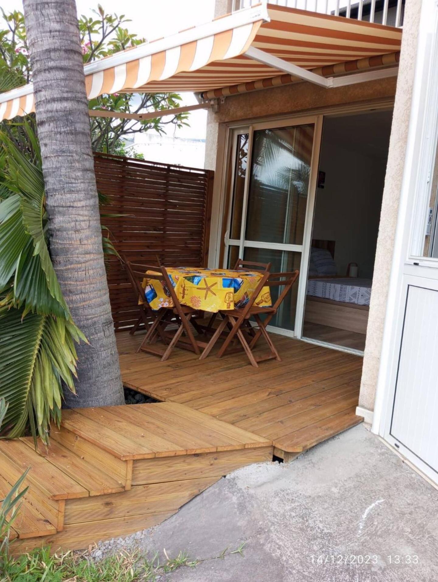Leu Doux Bruit Des Vagues Apartment Saint-Leu Exterior photo